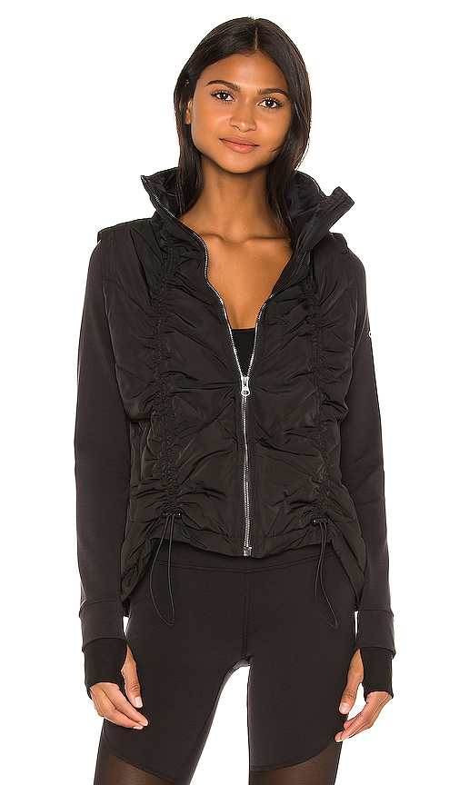ALO YOGA ALO COOL BREAKER JACKET IN BLACK.,ALOR-WO7
