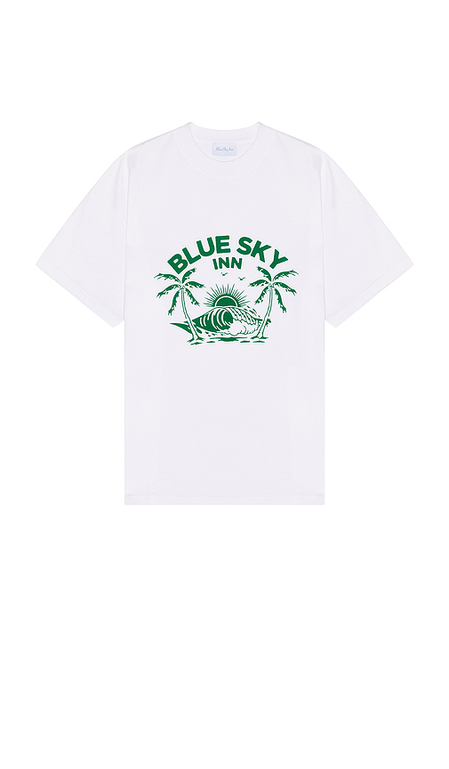 Green Wave T-Shirt en . Taille L. Also en M, S, XL/1X - Blue Sky Inn - Modalova