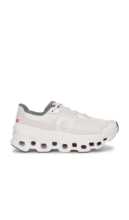Cloudmster Void Sneaker in . Size 10. Also in 11, 5.5 - On - Modalova
