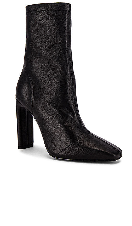 RAYE Vista Boots in Black