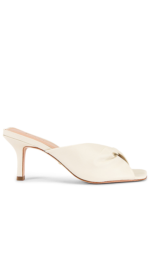 Dane Heel in . Size 10. Also in 6, 6.5, 7, 7.5, 8, 8.5, 9, 9.5 - RAYE - Modalova