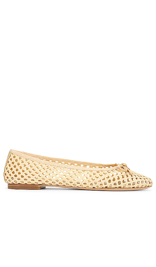 Natasha Flat in . Size 6. Also in 7.5, 8.5, 10 - RAYE - Modalova