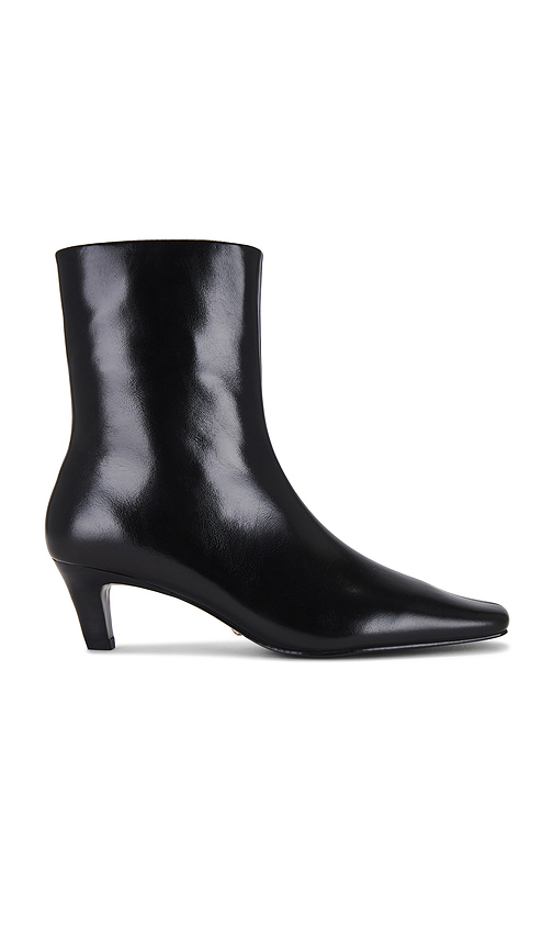 Lauren Boot in . Size 10. Also in 5.5, 6, 6.5, 7, 7.5, 8, 8.5, 9, 9.5 - RAYE - Modalova