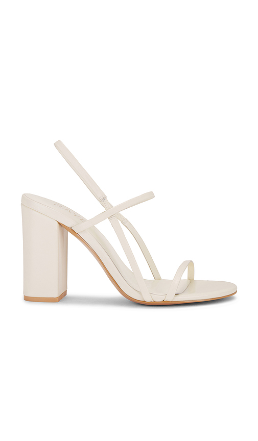 Amit Sandal in . Size 6. Also in 7, 9, 10 - RAYE - Modalova