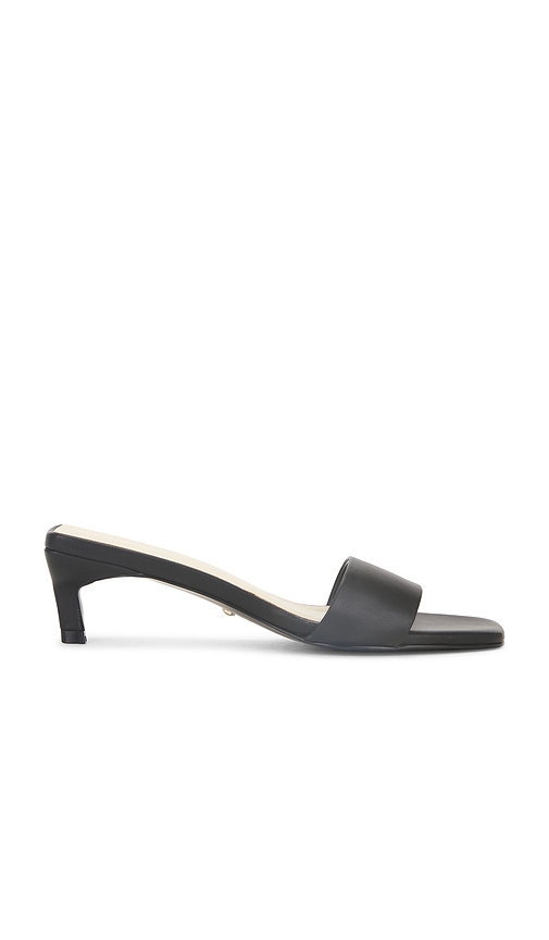 Elisheva Sandal in . Size 6.5. Also in 7, 8 - RAYE - Modalova