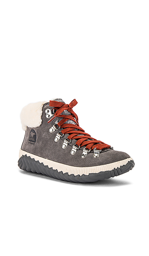 Sorel Out N' About Plus Conquest Boot in Gray