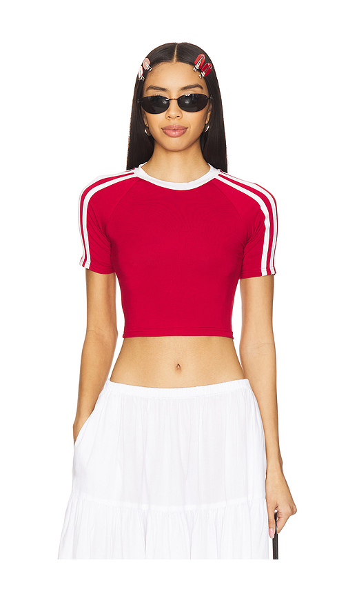 Elisabeth Tee in . Size M. Also in S, XS - superdown - Modalova