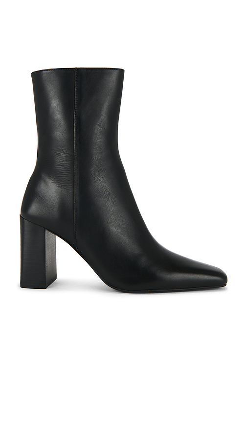 Irina Boot in . Size 10. Also in 5, 5.5, 6, 6.5, 7, 7.5, 8, 8.5, 9, 9.5 - Tony Bianco - Modalova