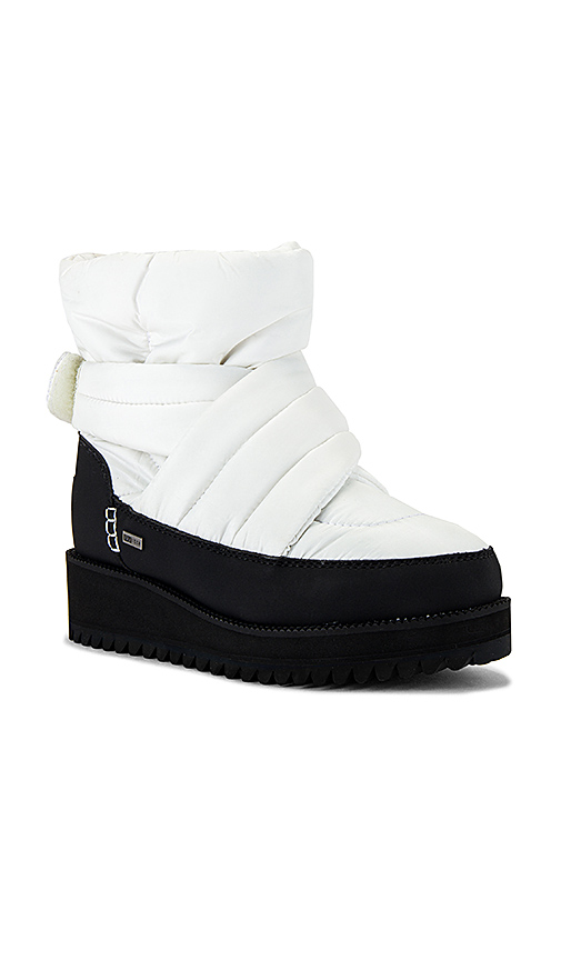 UGG Montara Boot in White,Black